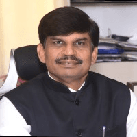 Dr. Nilesh Uke profile